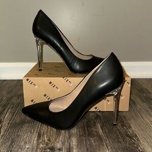 Black Patent Leather Heels- Mix No.6- Size 10M